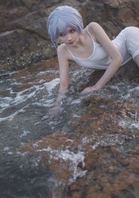 丰满人妻熟妇乱三区_90分钟完整视频视频大全